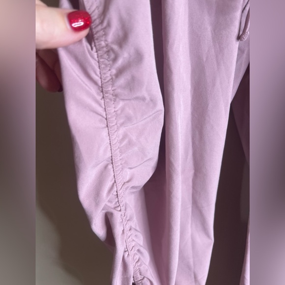 Athleta mid rise attitude pant 2p mauve pink - Picture 4 of 12